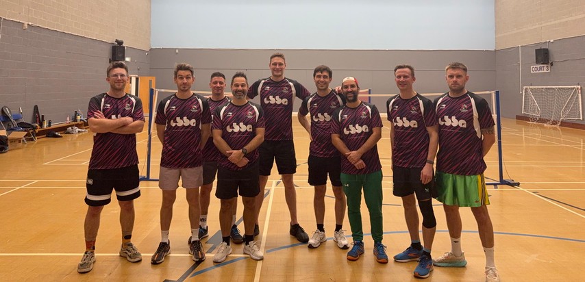 The Badders Mafia team lined up on court in the new kit